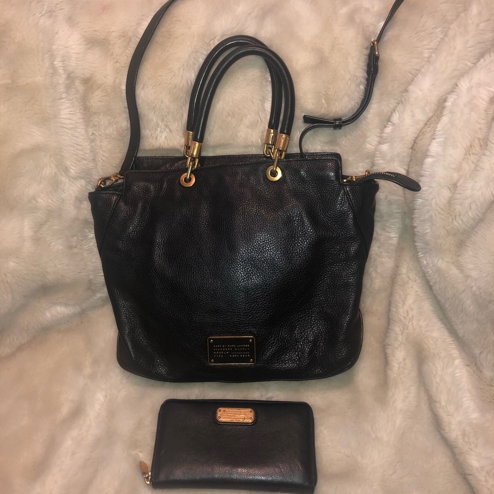 Marc Jacobs Satchel with matching wallet